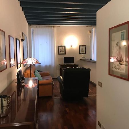 Gatto Bianco Bergamo 9 Apartment Exterior photo