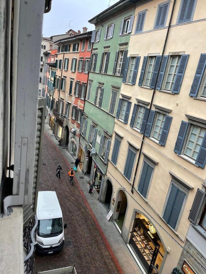 Gatto Bianco Bergamo 9 Apartment Exterior photo